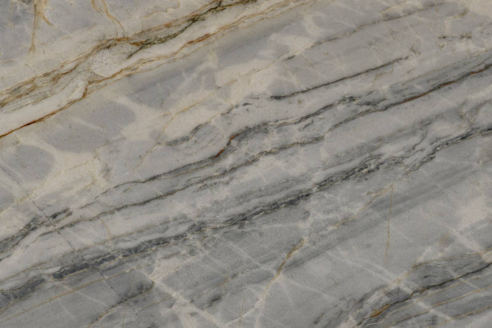 Quel marbrier en gironde pour installer de la pierre naturelle sur mesure dans sa maison?