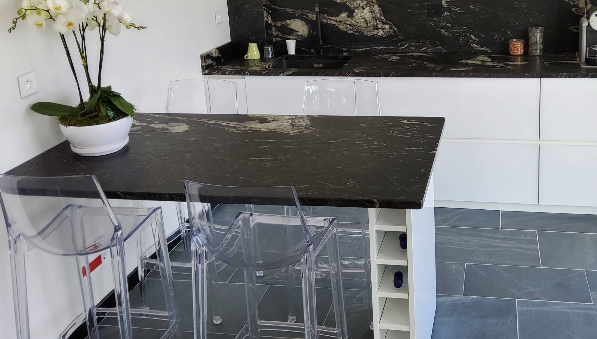 réalisation de table de cuisine en granit bassin d'arachon 33