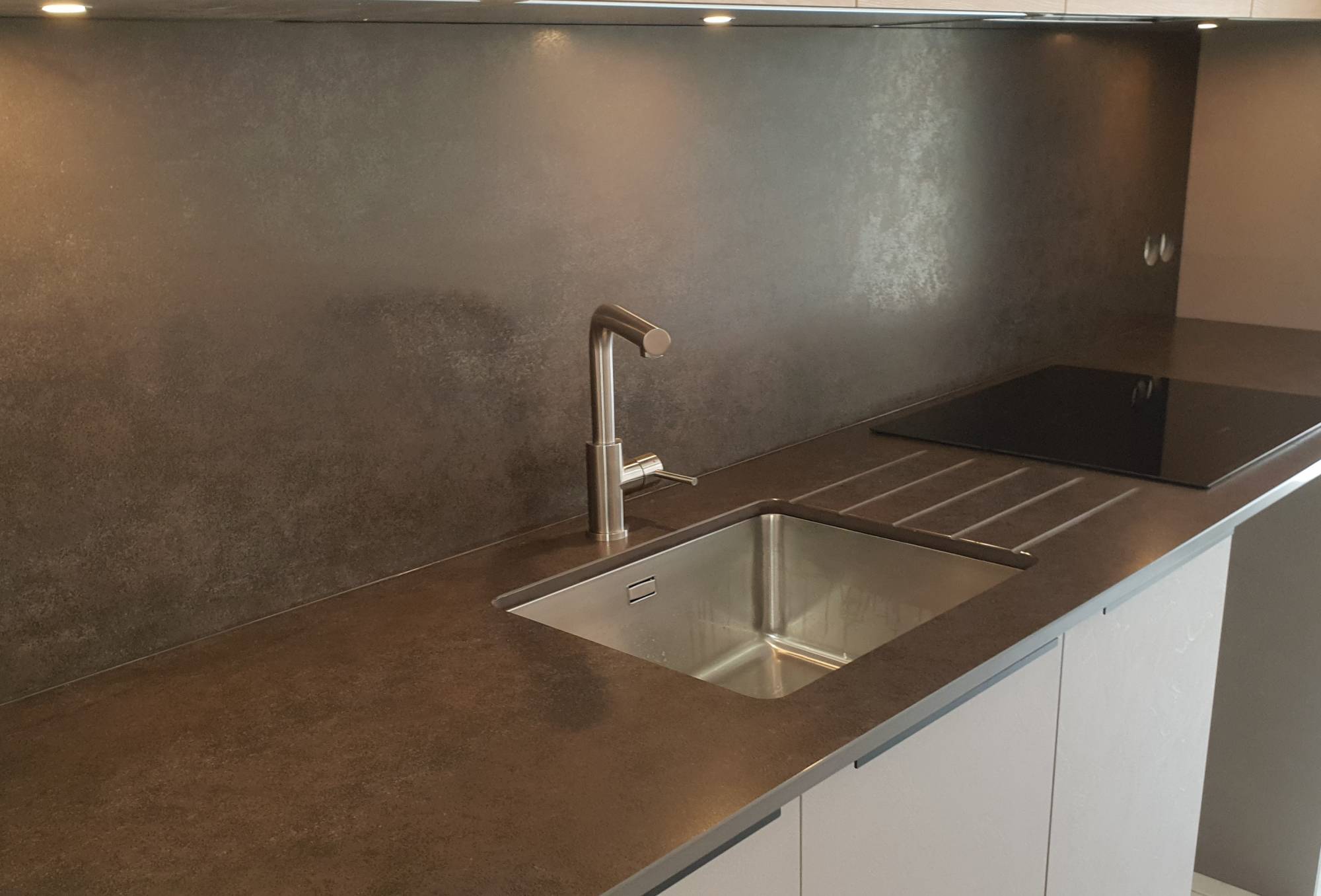 Installer un plan de travail solide  en gironde 33