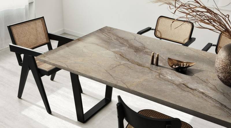 Réalisation d'une table en céramique Breccia Brown de Techlam près de Bordeaux 33