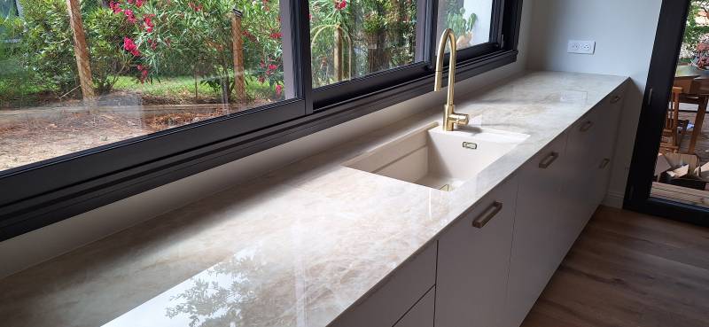 Où trouver des chutes ou des destockage sur le Dekton en Gironde?