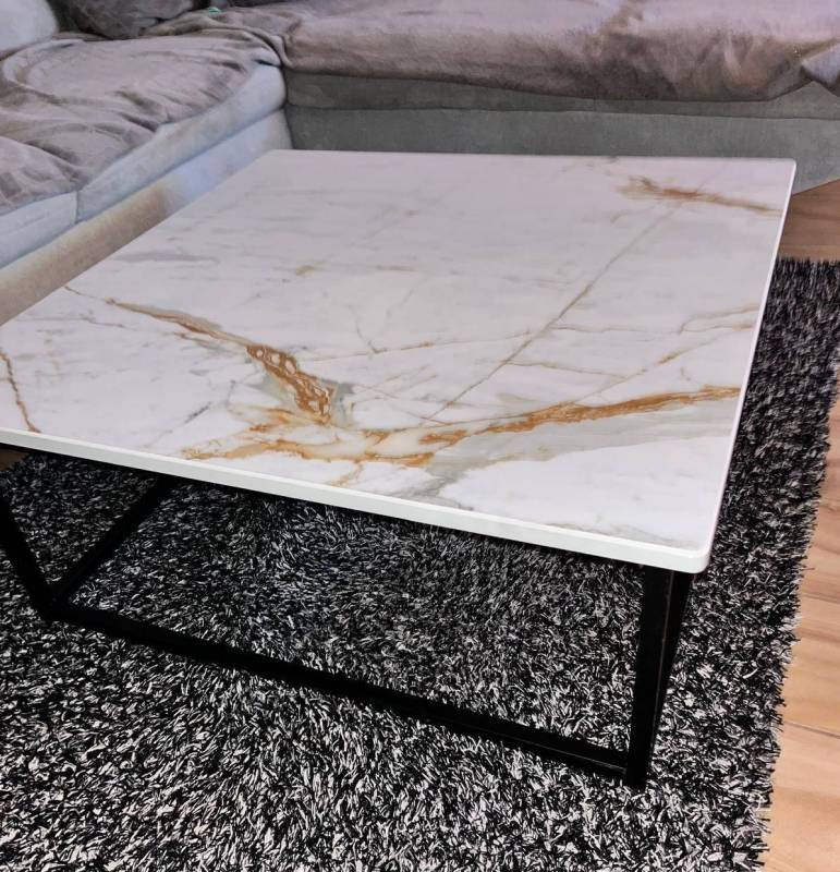 Faire recouvrir sa table basse avec de la pierre naturelle ou de la céramique autour de Mérignac 33