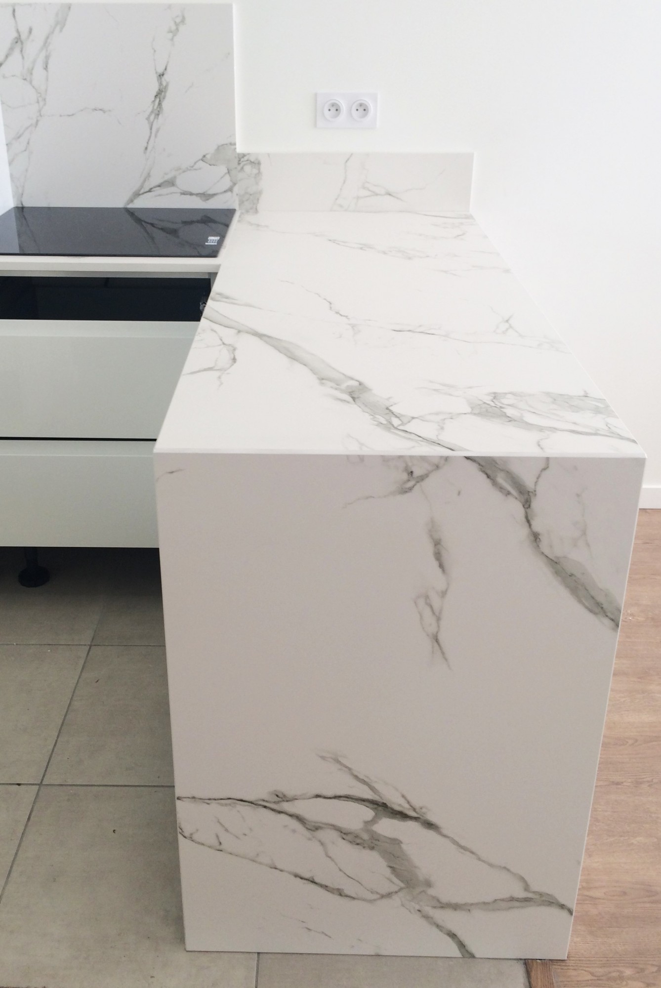 Où trouver des chutes ou des promos sur le Dekton Aura près de Cestas?