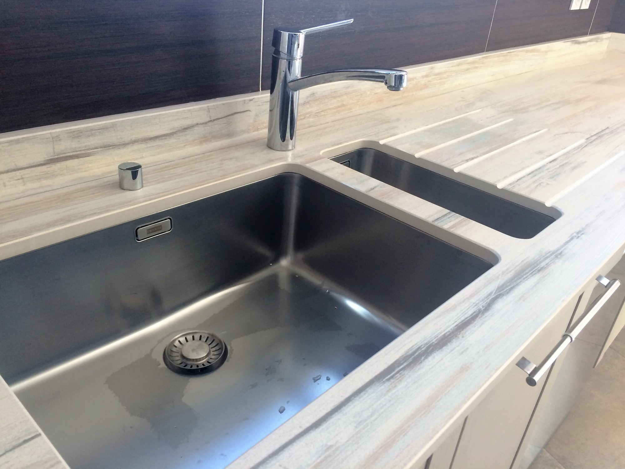 dekton blanc lazuré en promo