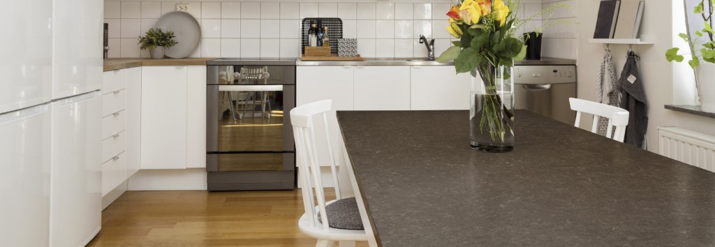 plan de travail marron en quartz en destockage en gironde 33