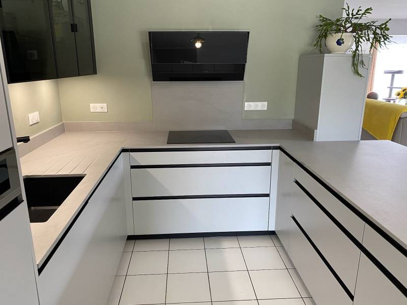 Chutes de plans de travail pas cher en Dekton Kovik près de Bordeaux