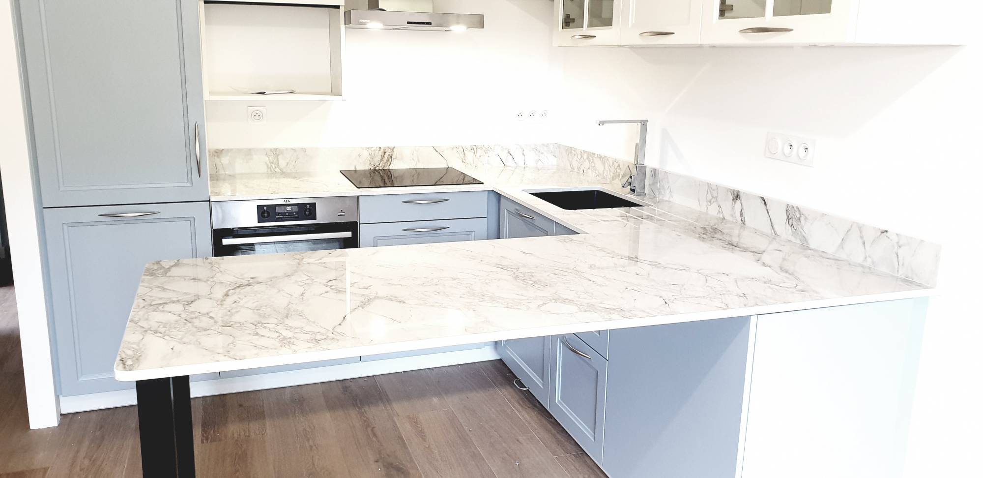 Où trouver un plan de travail de cuisine en dekton brillant à petit prix sur le Bassin d'Arcachon