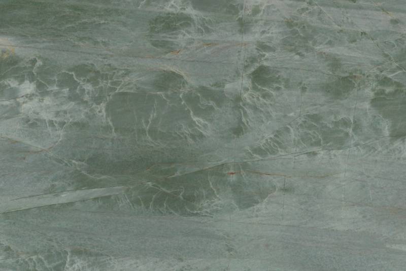 Trouver une pierre naturelle verte pour ma cuisine qui soit résistante près de Bègles