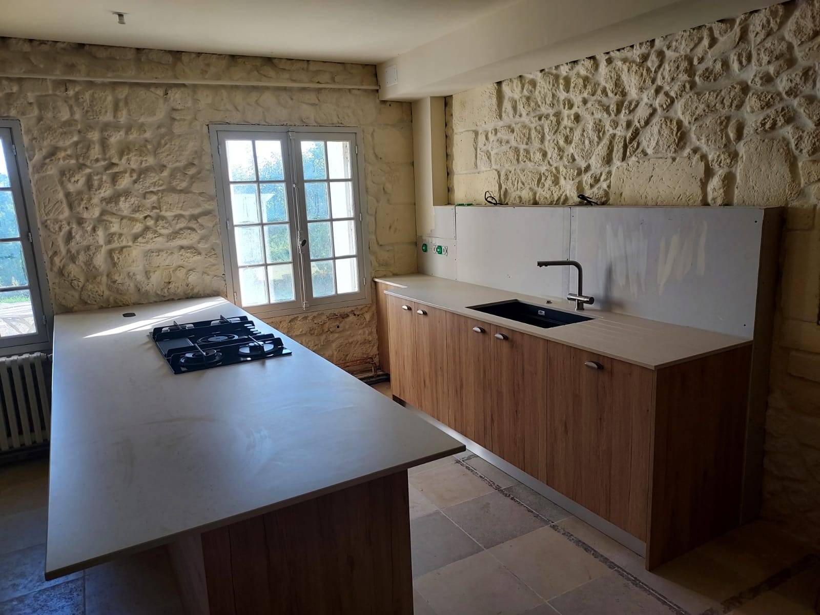 faire installer des plans de travail en dekton pas cher à Mérignac