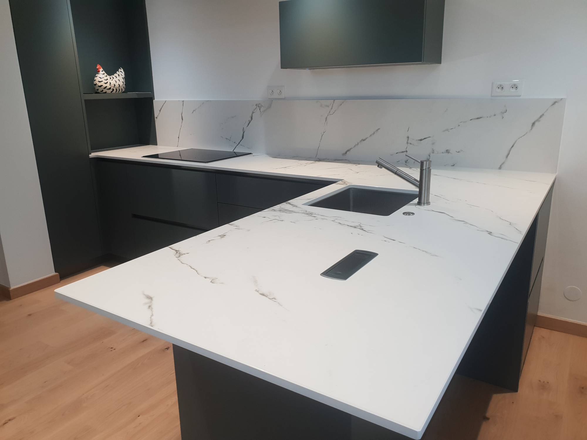 PLAN DE TRAVAIL POUR CUISINE OU SALLE DE BAIN SUR BORDEAUX