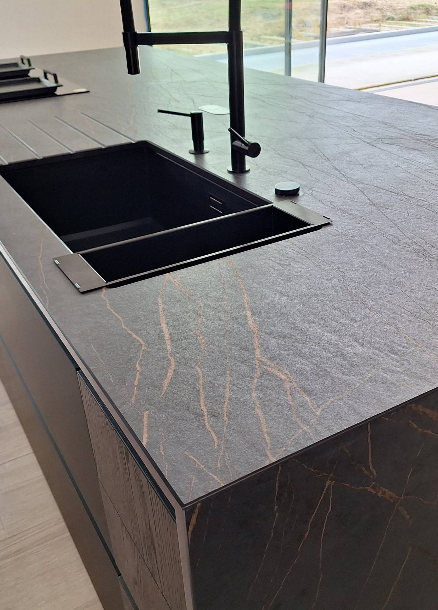 Découpe du trou pour l