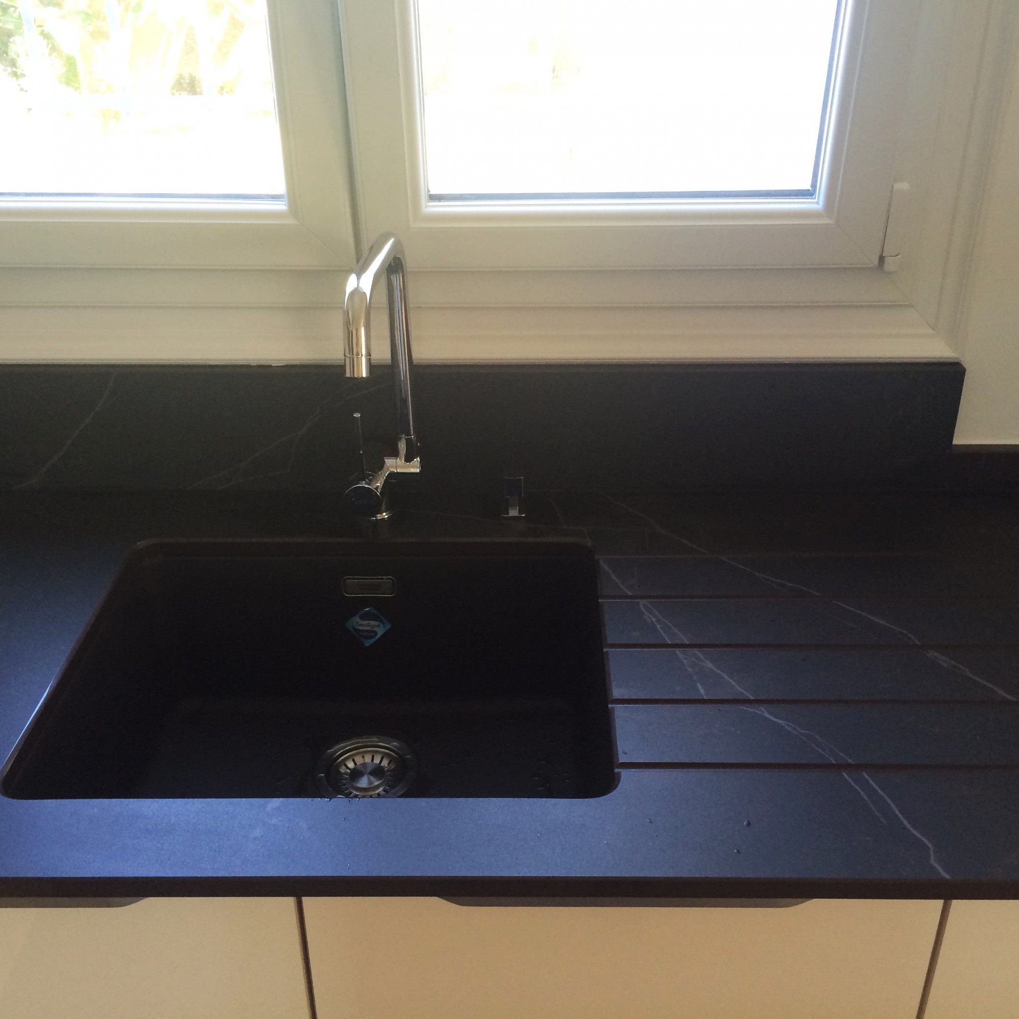 CUISINE EN DEKTON KELYA 33