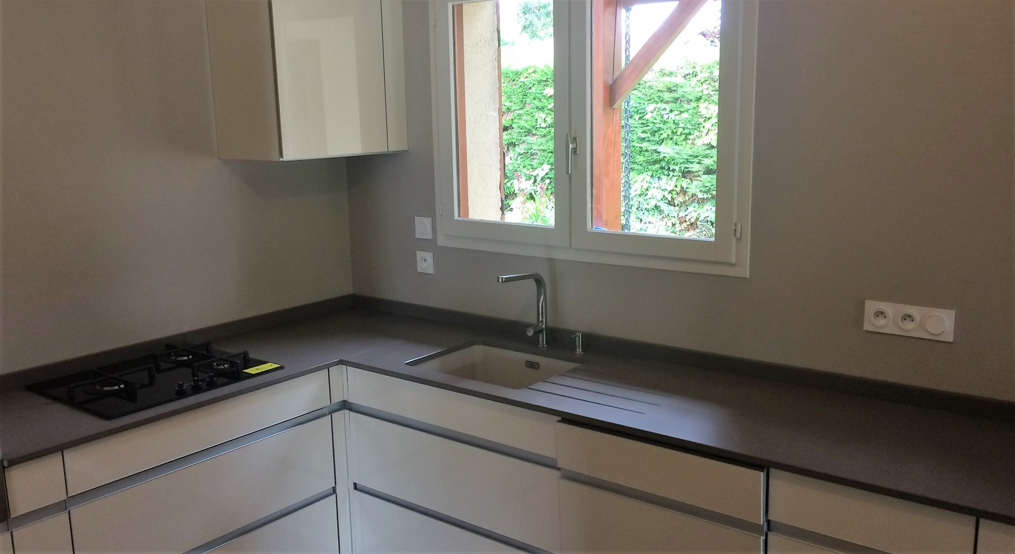 fabricant de plan de travail en dekton 33