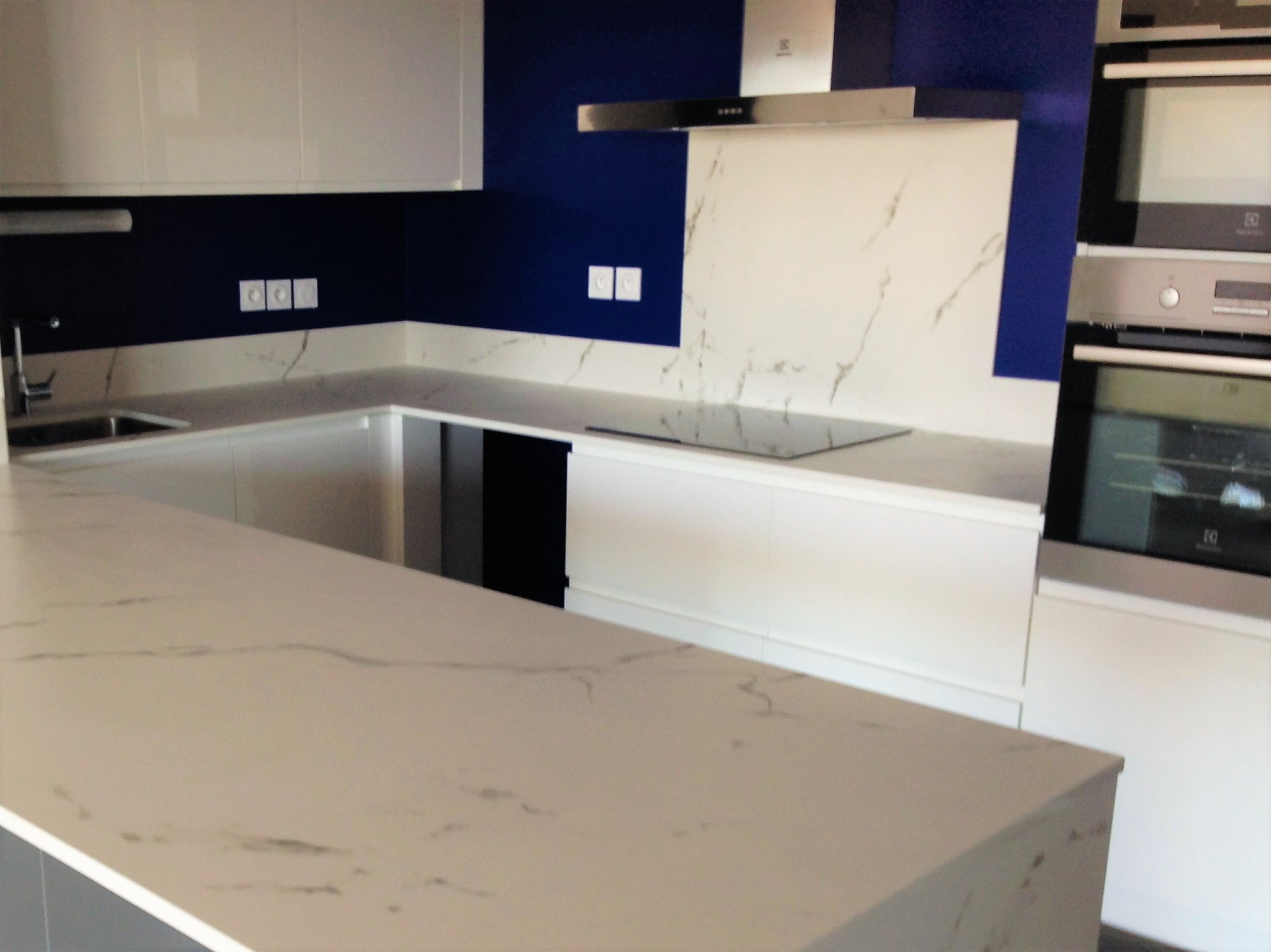 plan de travail veiné sur l'aquitaine