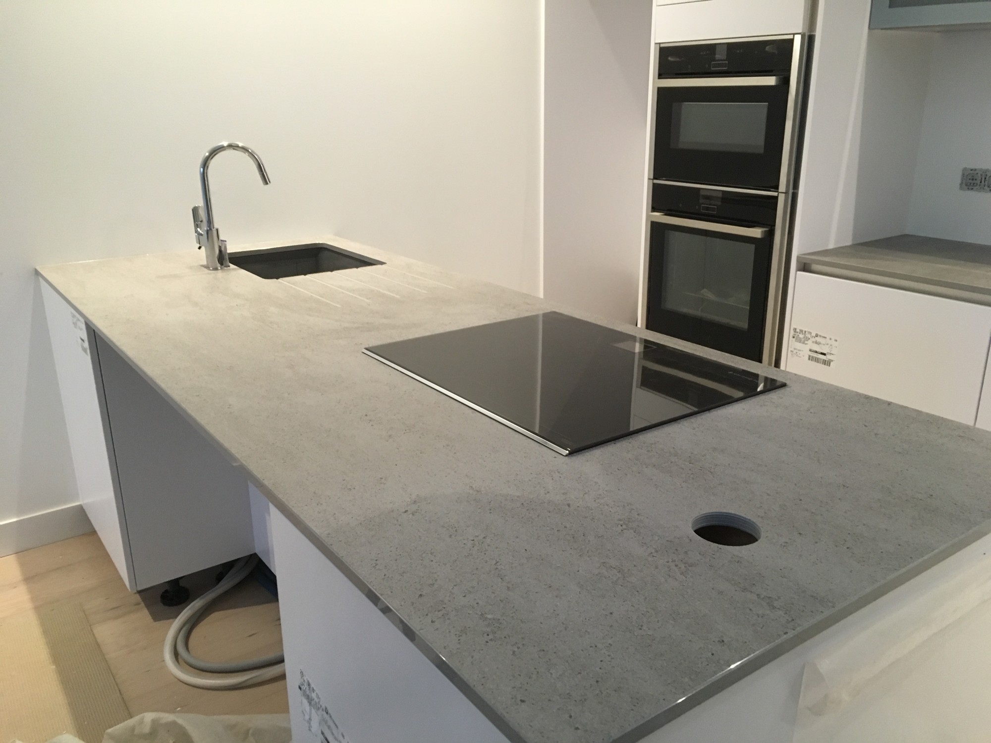 Ilot en dekton Keon à Bordeaux 33