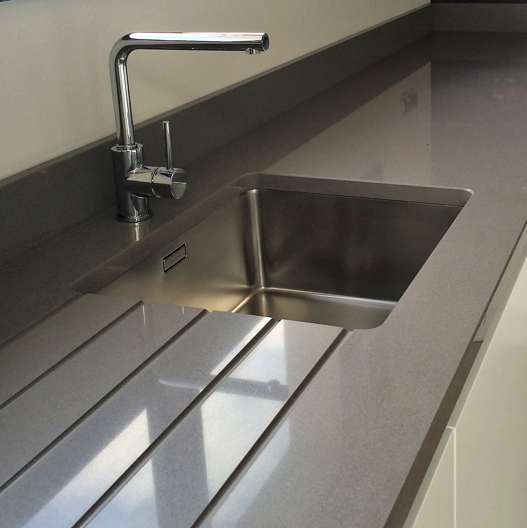 prix évier en quartz gris 33