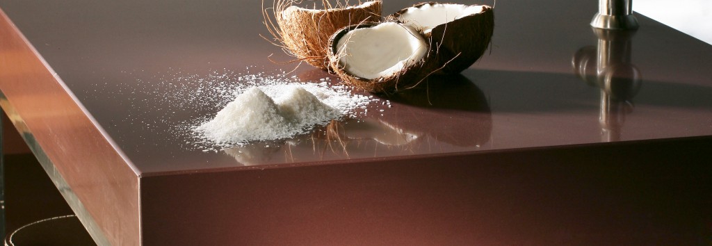 poseur de plan de travail en quartz bordeaux