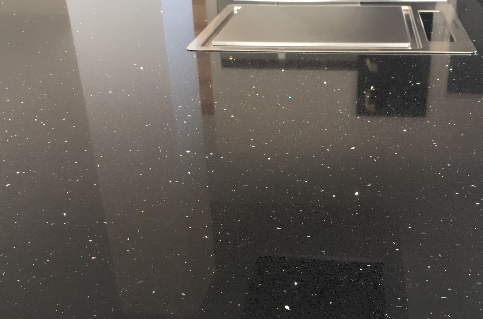 Faire découper des plans de travail en pierre sur bordeaux