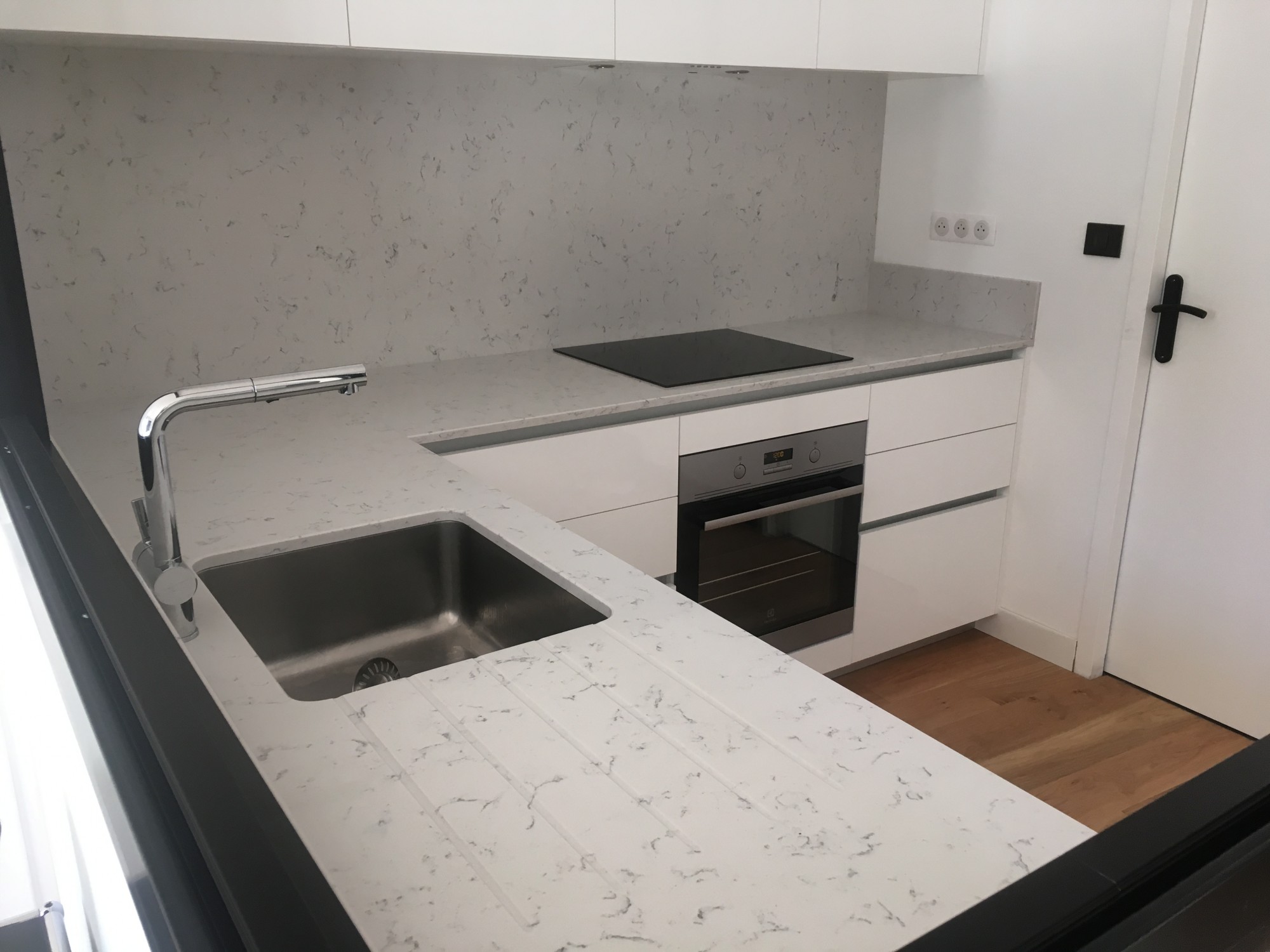 Où faire fabriquer son plan de travail en quartz à coté de Bordeaux?