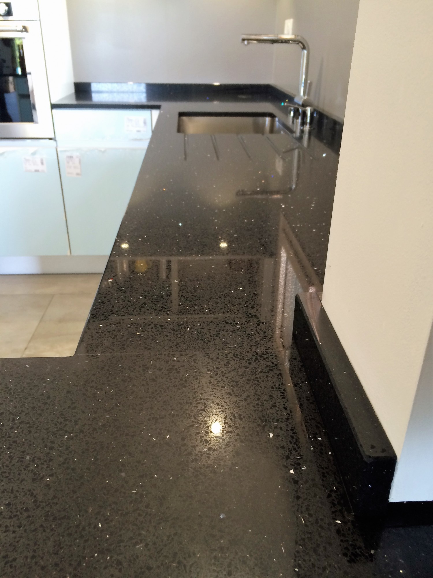 Recherche plan de travail en quartz à Bordeaux en Gironde 33