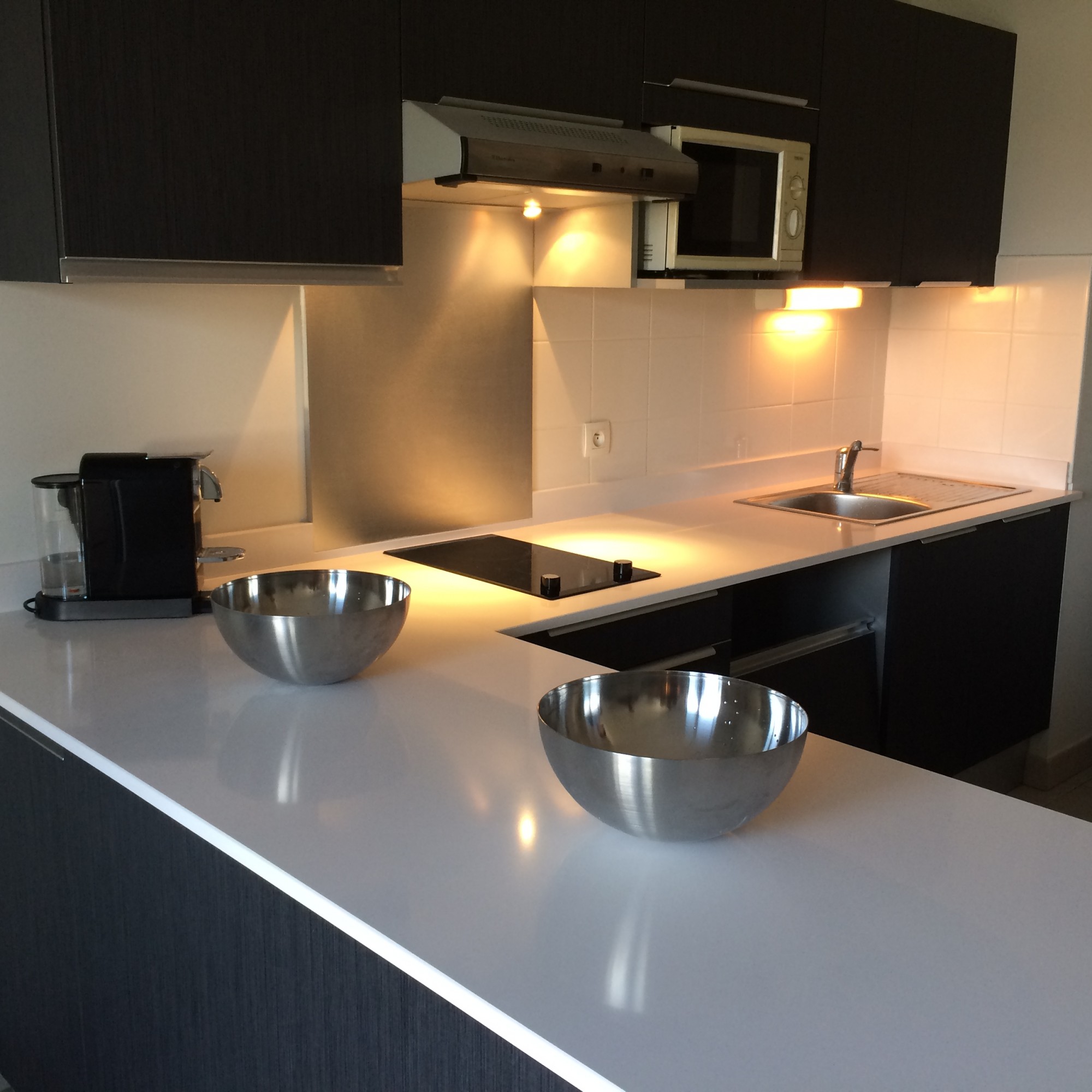 plan de travail en quartz blanc landes