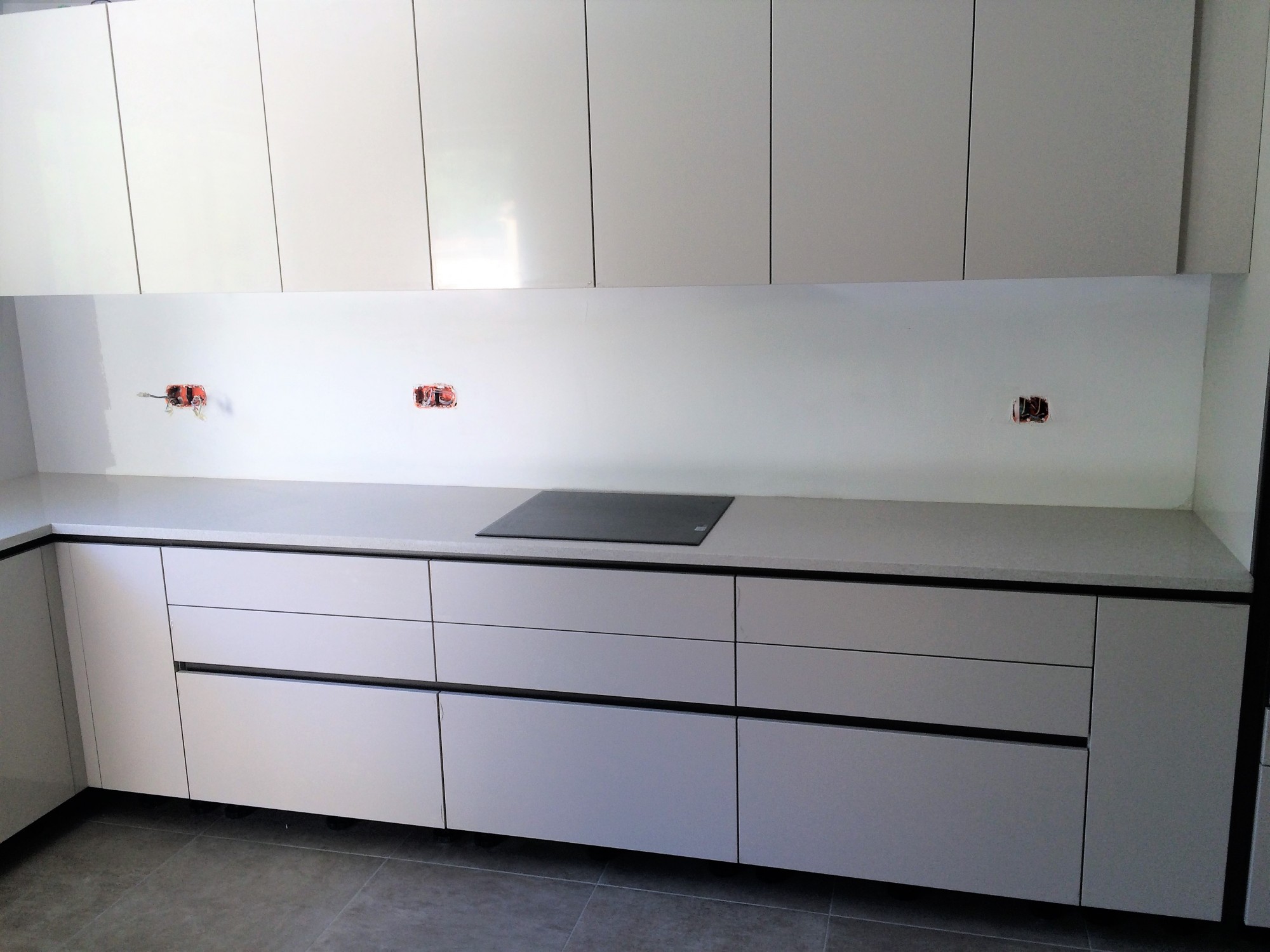 plan de travail en quartz blanc à Bordeaux