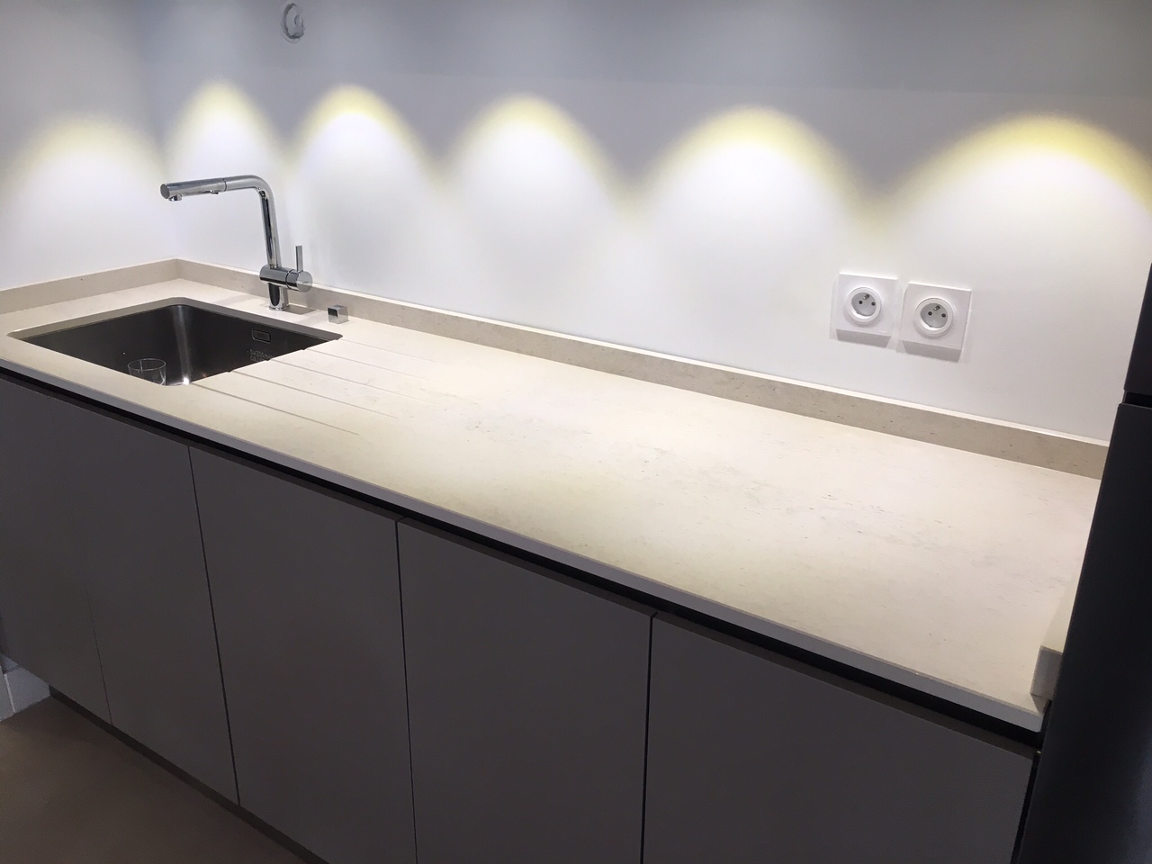 échantillon de dekton à bordeaux