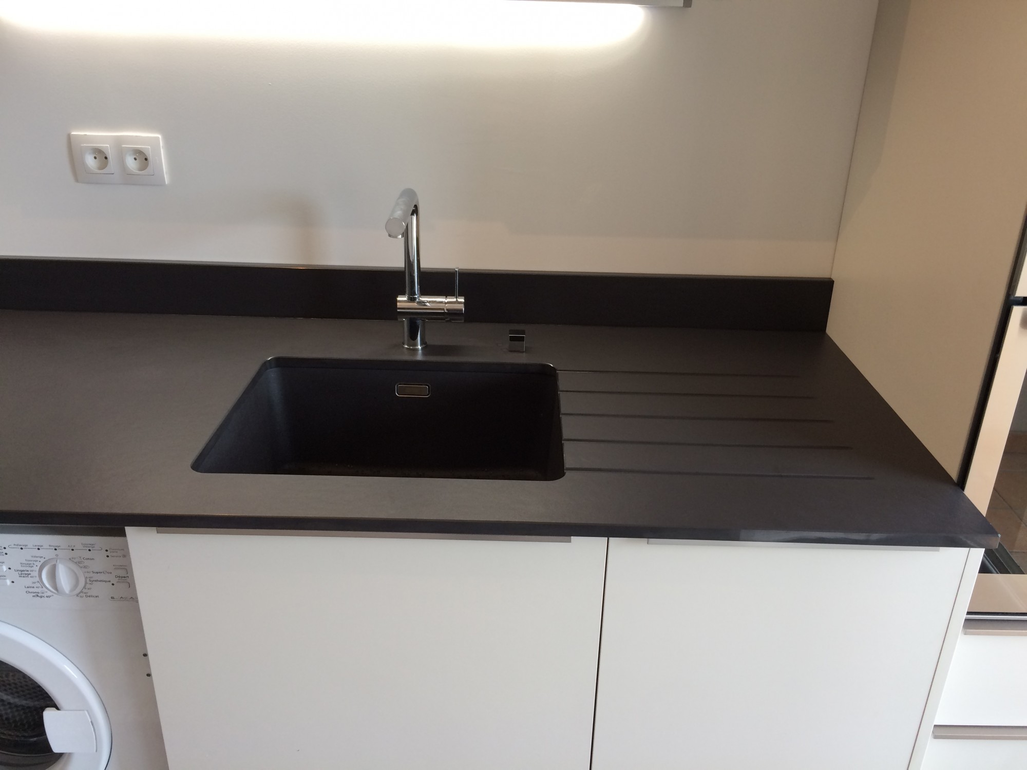 Dekton Sirius - projet de cuisine avec plan de travail à St Jean D'Illac 33