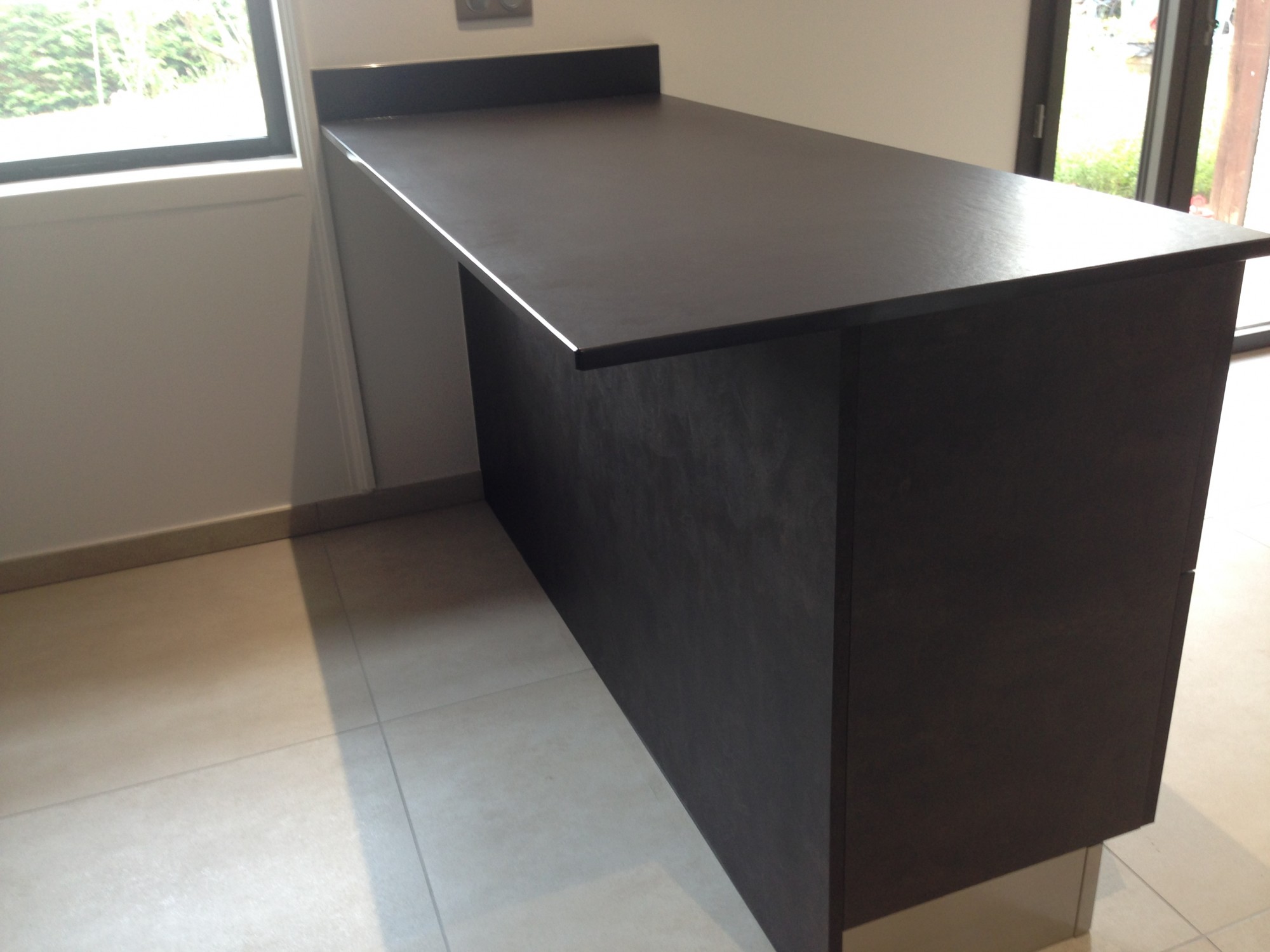 Dekton Sirius - projet de cuisine avec plan de travail à Lormont 33