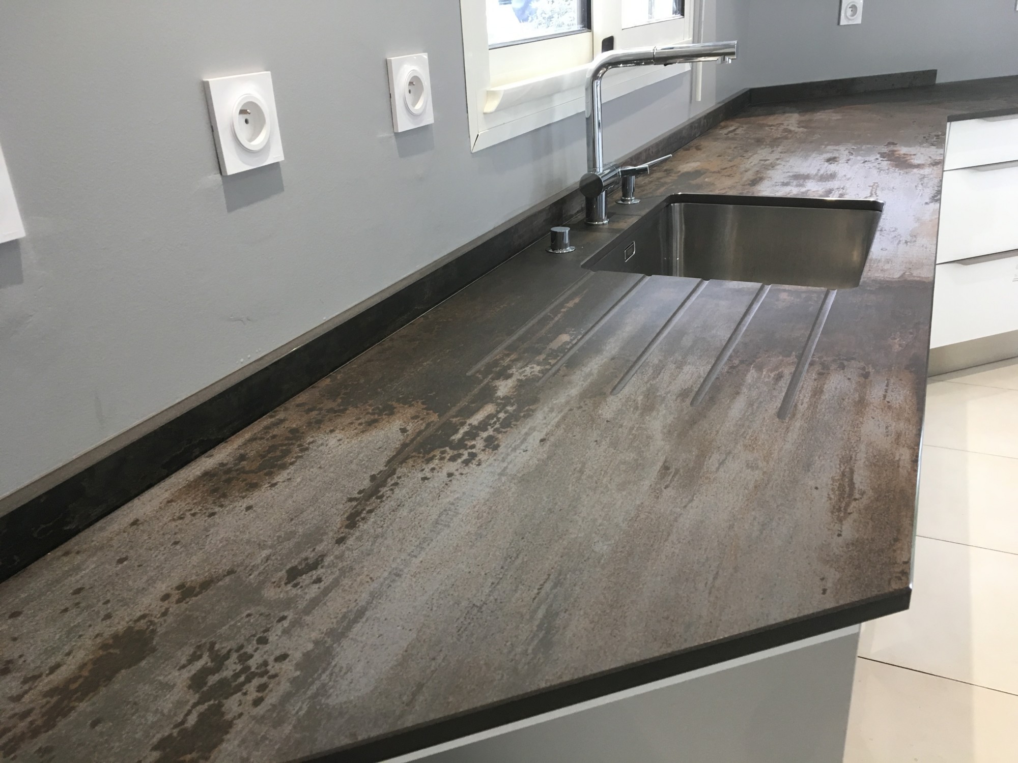 DEKTON TRILIUM - dosserets en dekton pour cuisine bordeaux