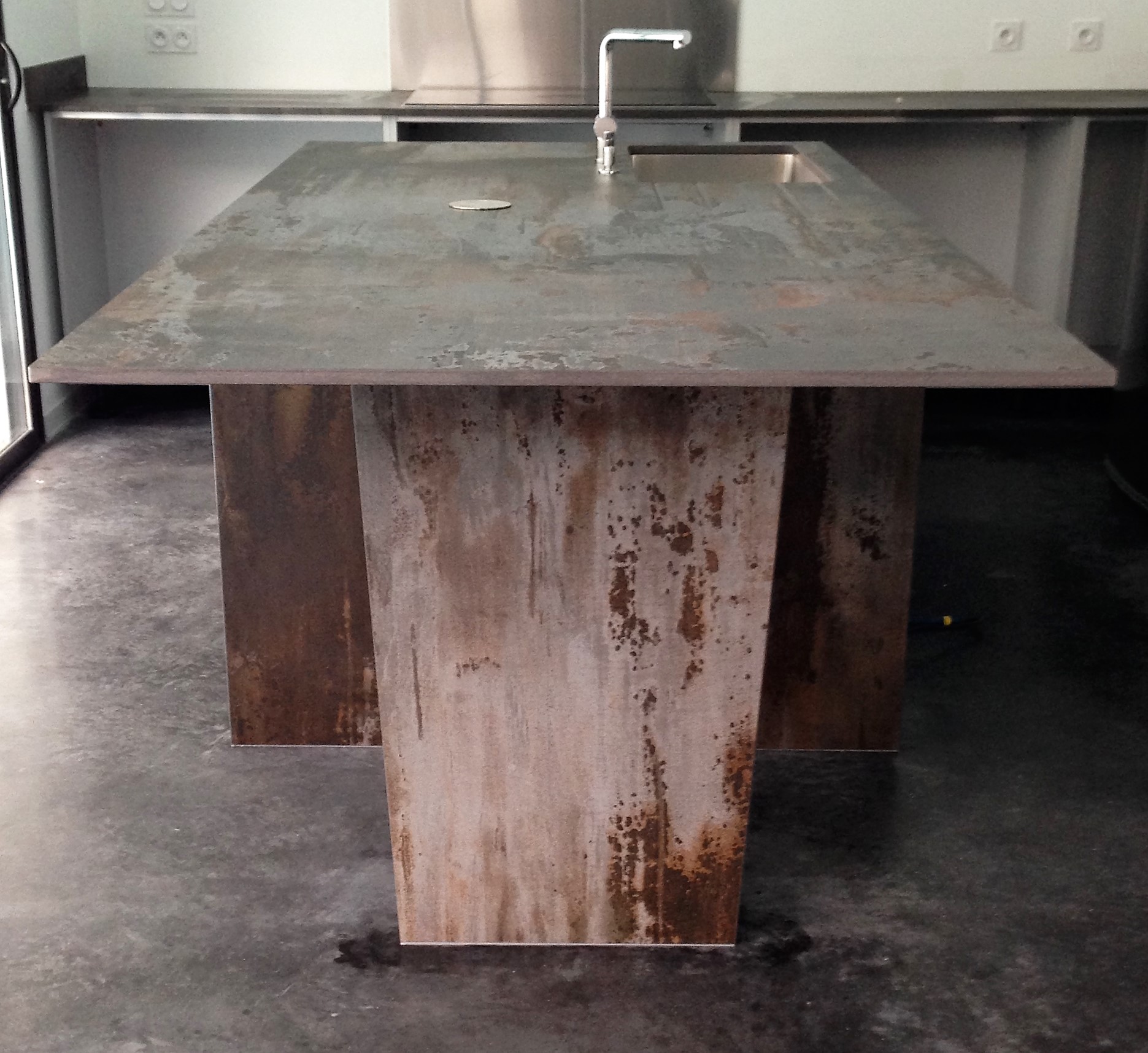 DEKTON TRILIUM - Faire une table en dekton trilium près de Bordeaux