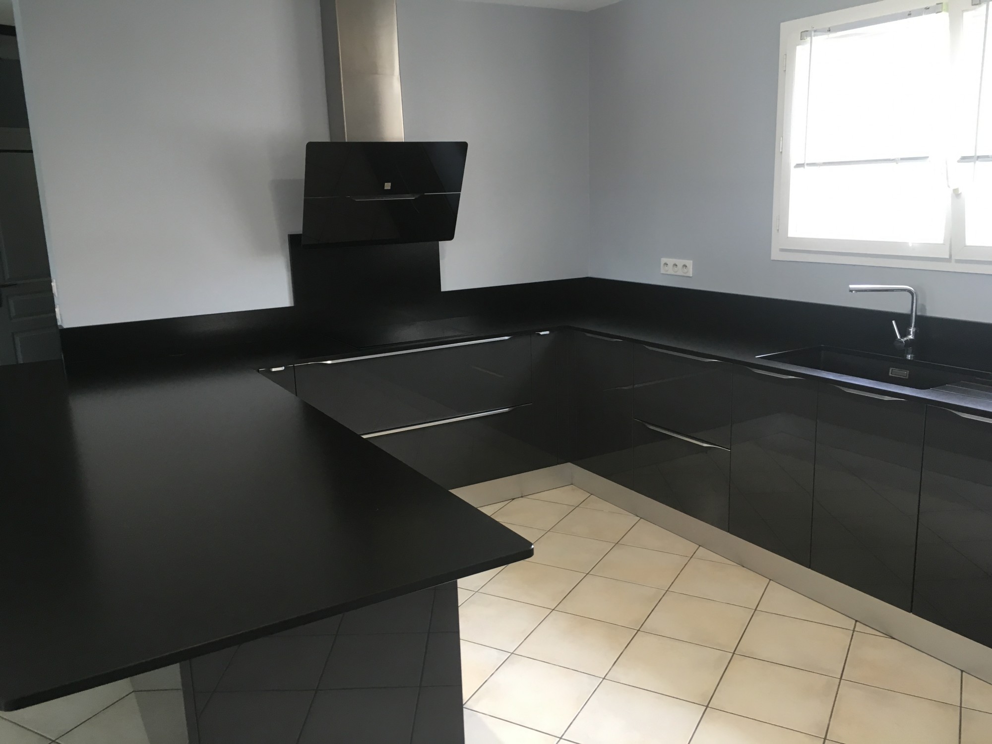 Granit noir Zimbabwe dans les landes