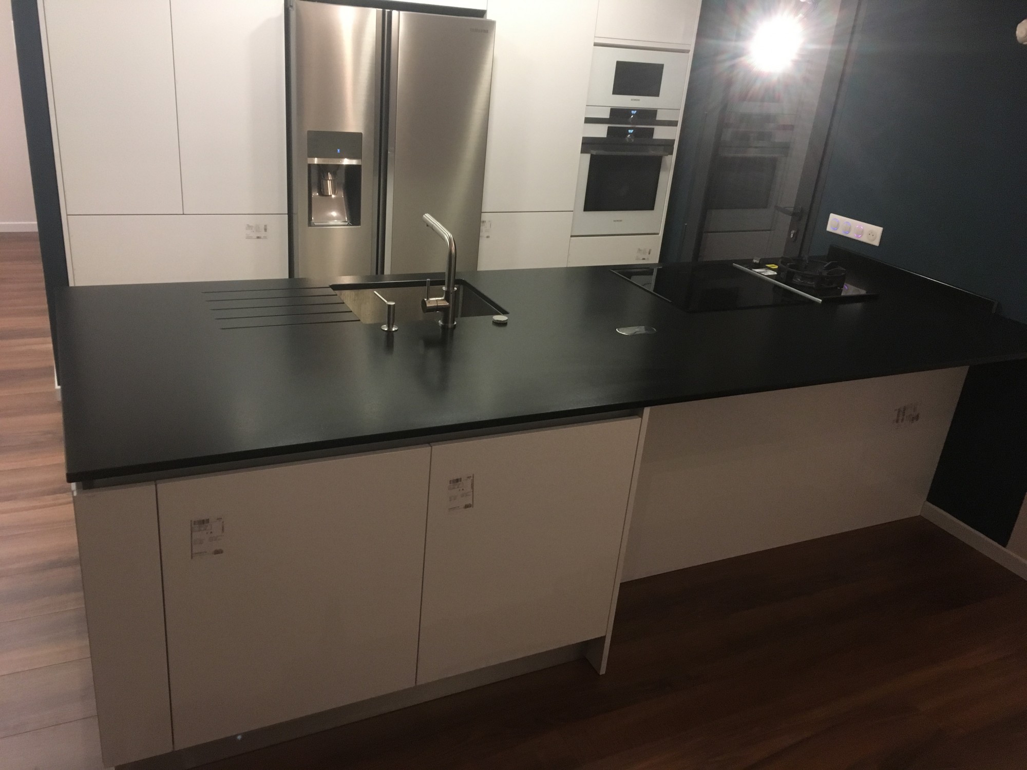 cuisine en granit noir zimbabwe dans les landes 40