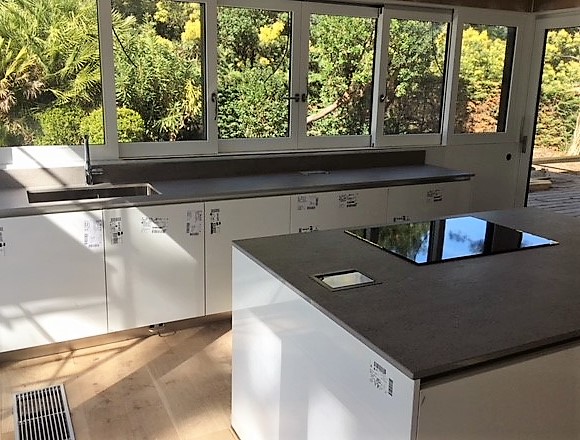 Dekton Keon- Faire découper son plan de travail en dekton