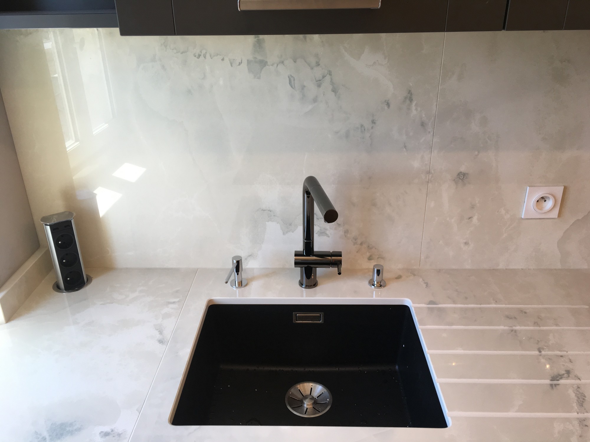 Réalisation d'un plan de travail en Dekton Fiord à Cestas 33