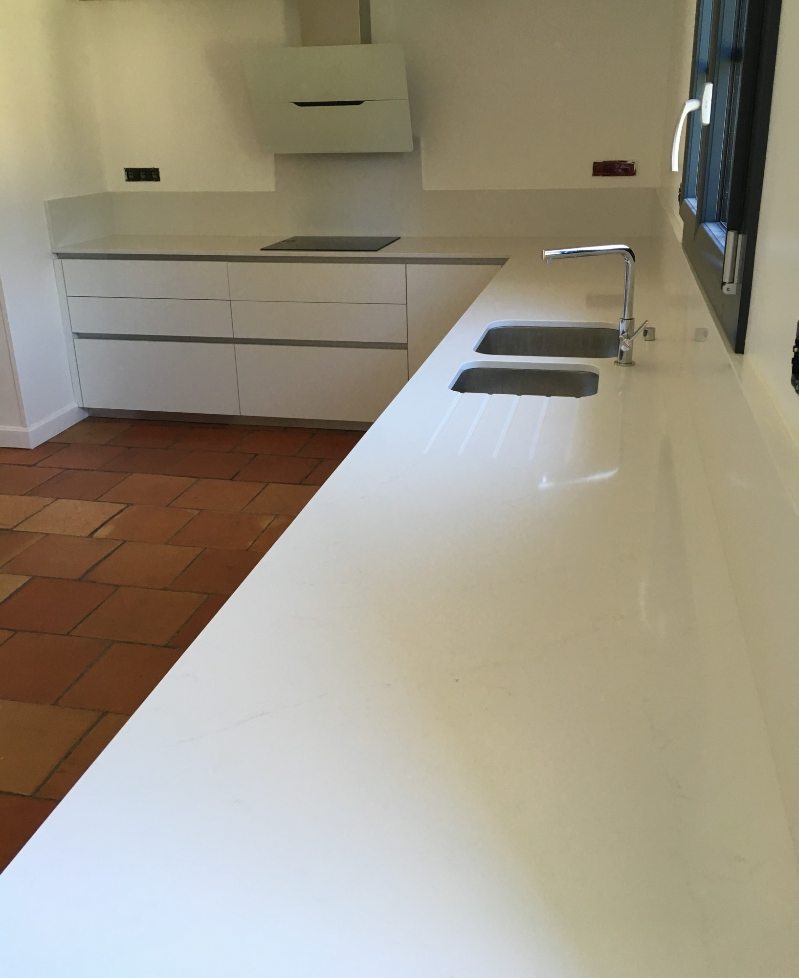 Marbrerie de qualité réalise des plans de travail sur mesure en Aquitaine