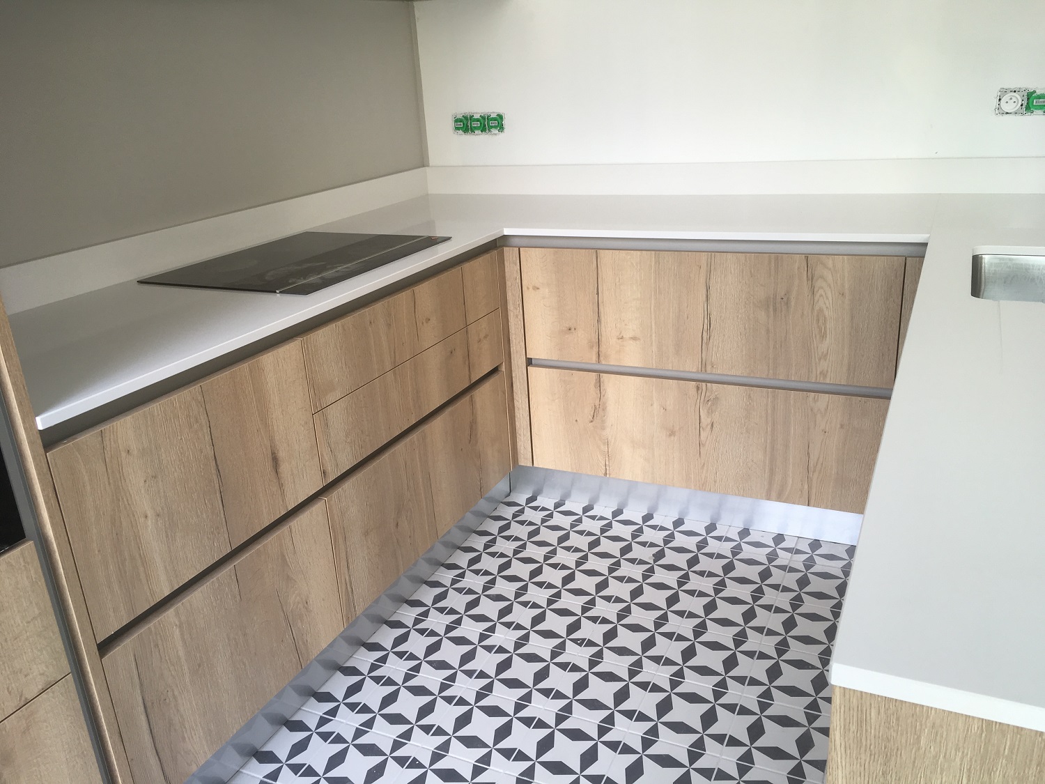 Plan de travail avec dosserets/coup de torchon à Cestas 33