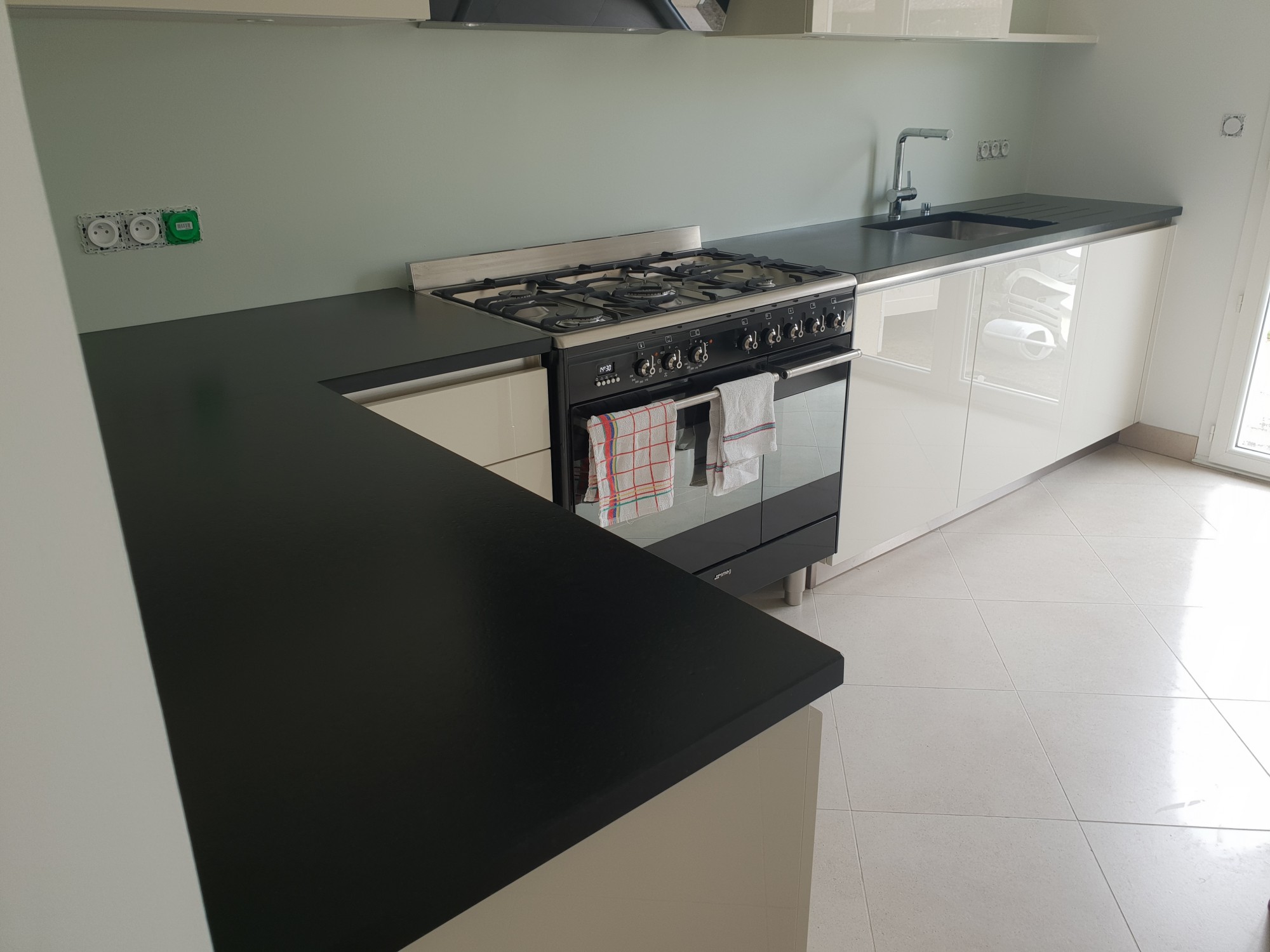 Poser du granit dans une cuisine en gironde