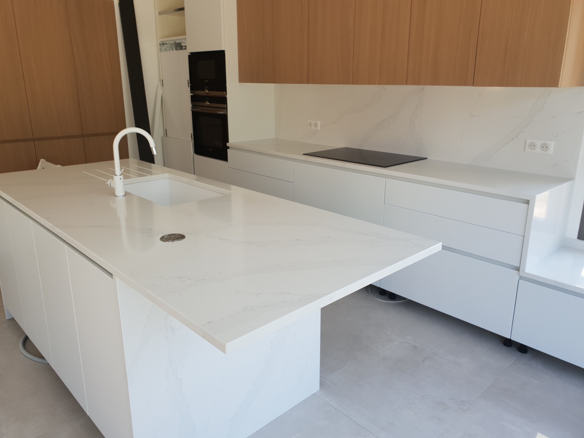 installateurs de plans de travail en granit, quartz et dekton en Gironde 33