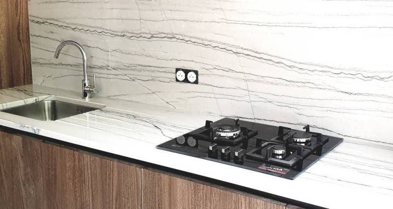 Faut il choisir un plan de travail avec un veinage?