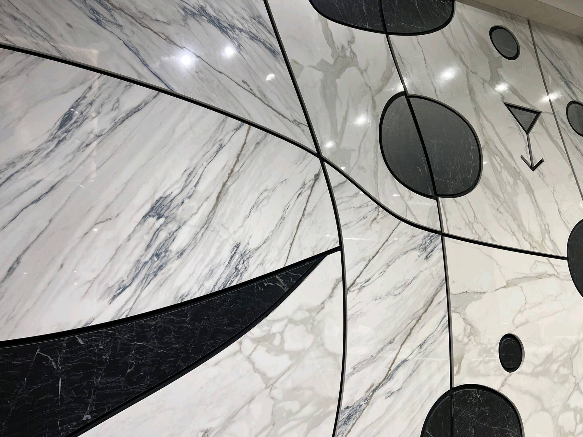 ou trouver un coloris avec des veinages bleutés sur Bordeaux