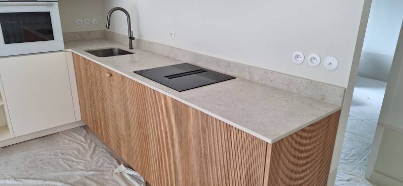 Faire poser des plans de travail en Dekton Sabbia par un marbrier sérieux qui intervient dans les Landes 40