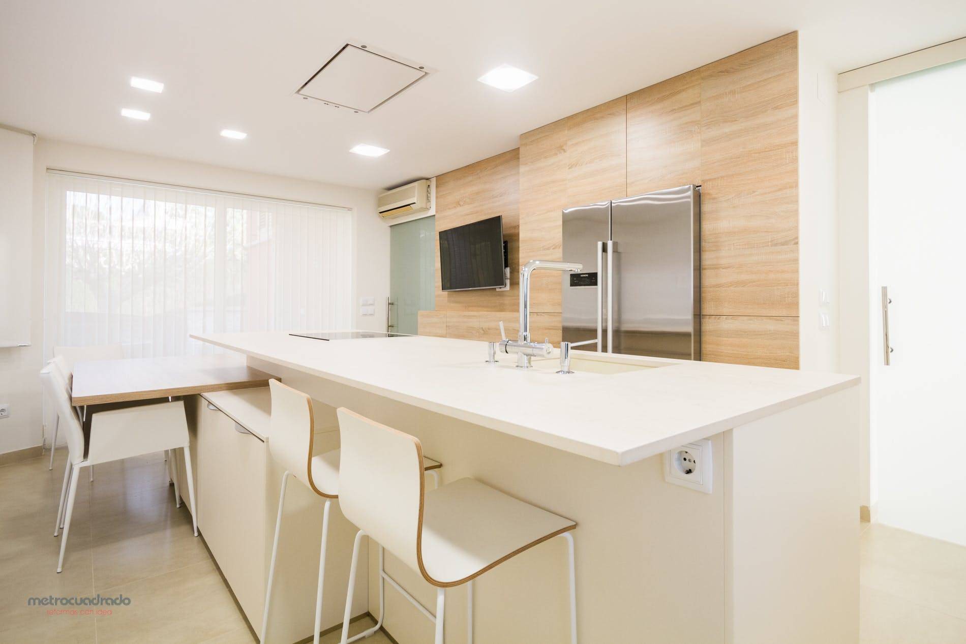 Plan de travail en Dekton blanc à petit prix bordeaux