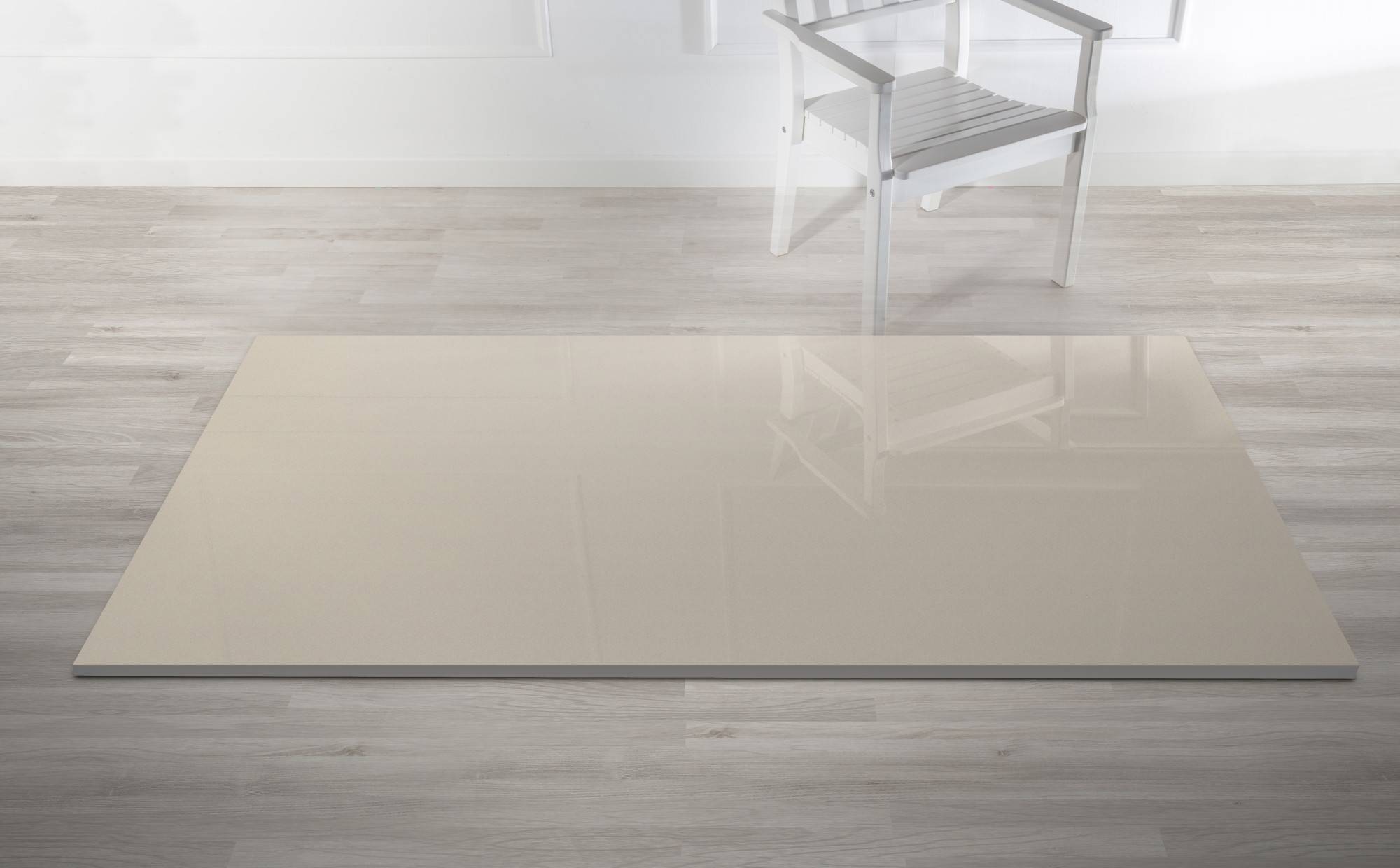 Plan de travail résistant beige brillant dans une cuisine à saint jean d'illac 33