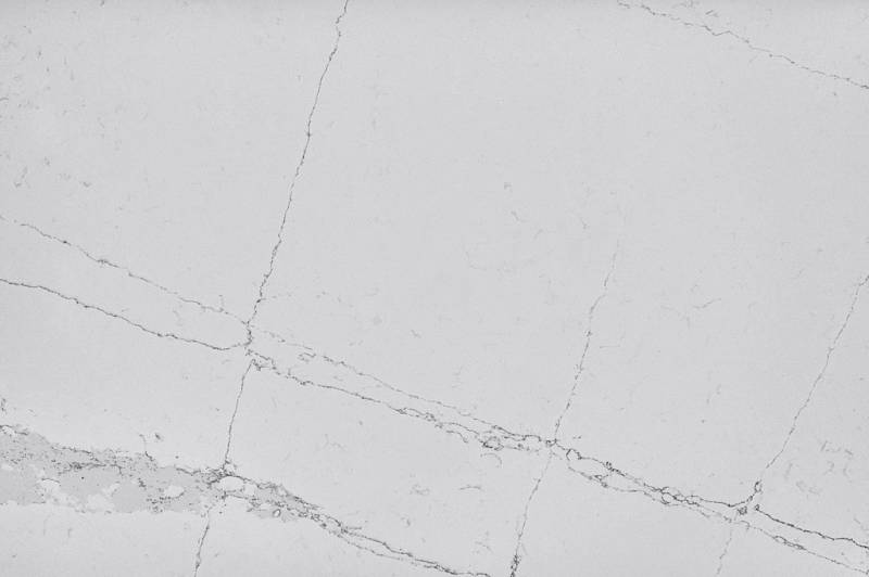 Vue en détail du plan de travail en Silestone Dusk en déstockage près de Bordeaux