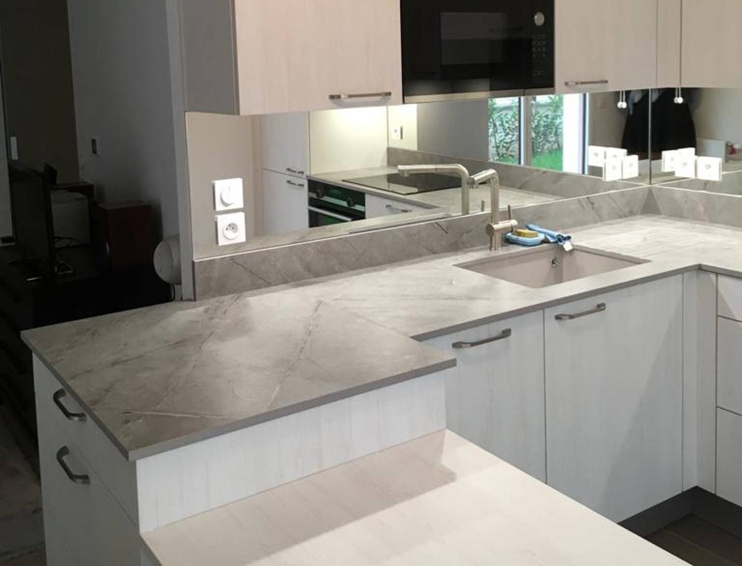 Où trouver un plan de travail en Gironde ou dans les Landes pour salle de bain